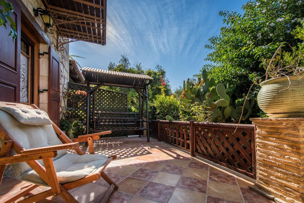 Ktima Kourou Guest House Plános Rom bilde