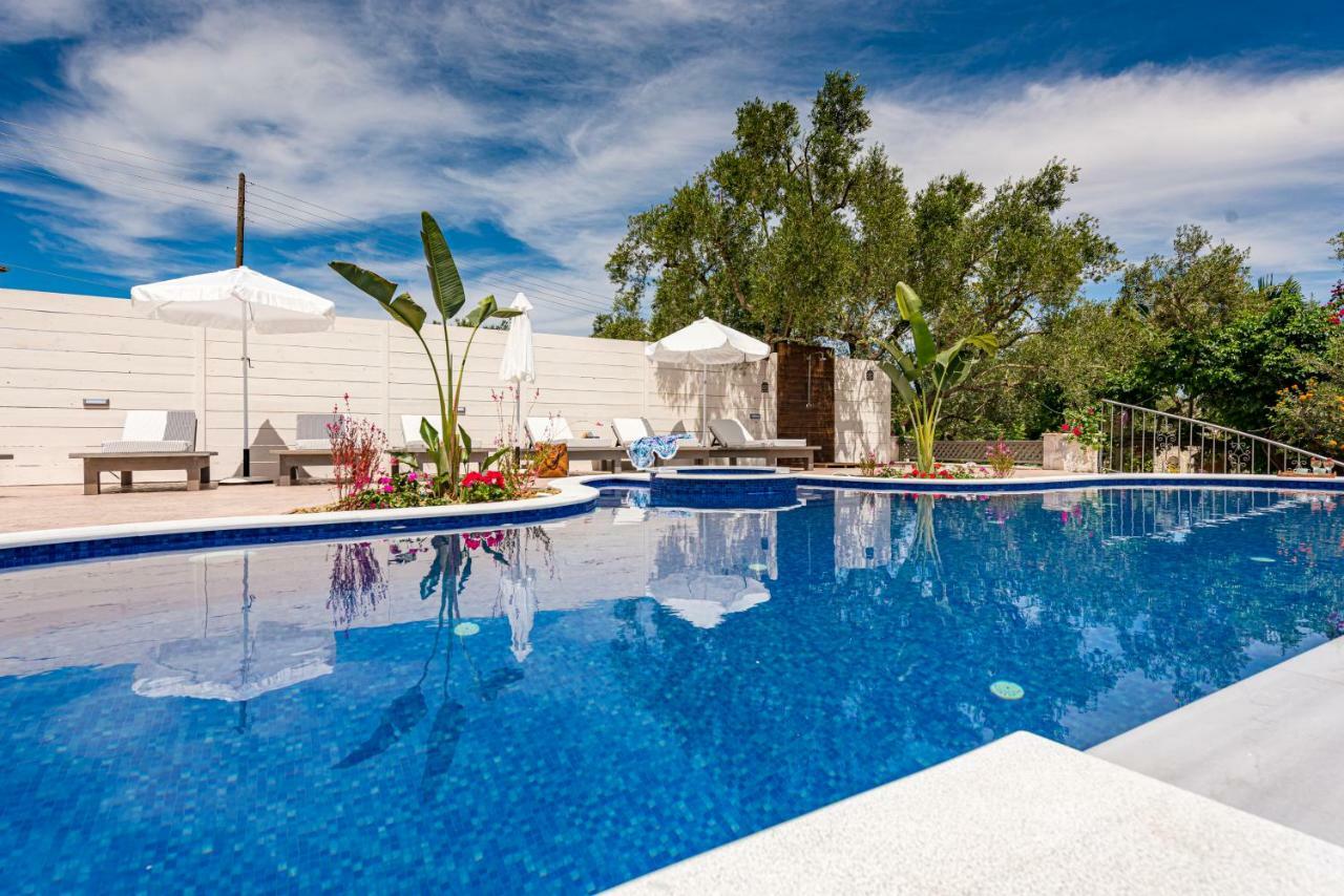 Ktima Kourou Guest House Plános Eksteriør bilde