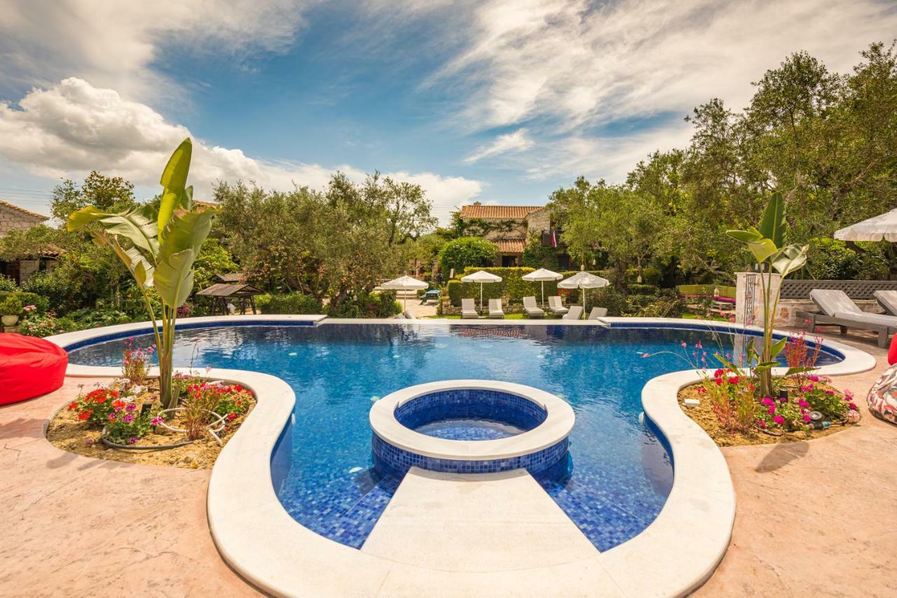 Ktima Kourou Guest House Plános Eksteriør bilde